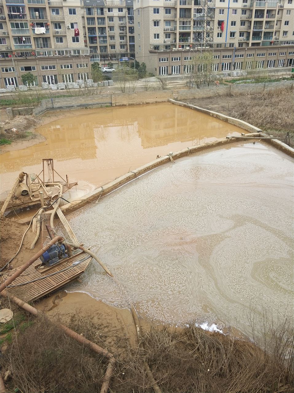 威海沉淀池淤泥清理-厂区废水池淤泥清淤